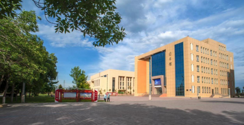 静读沉思，厚积薄发