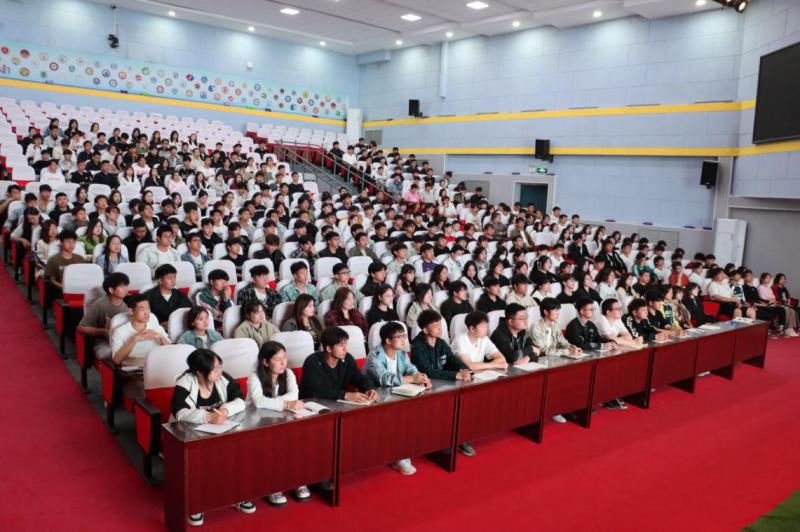 SUNBET申搏学生会全体成员大会暨国家安全主题教育