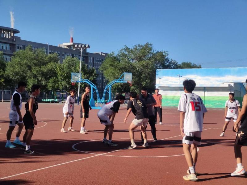 机电工程系成功举办第三届“匠心杯”篮球比赛