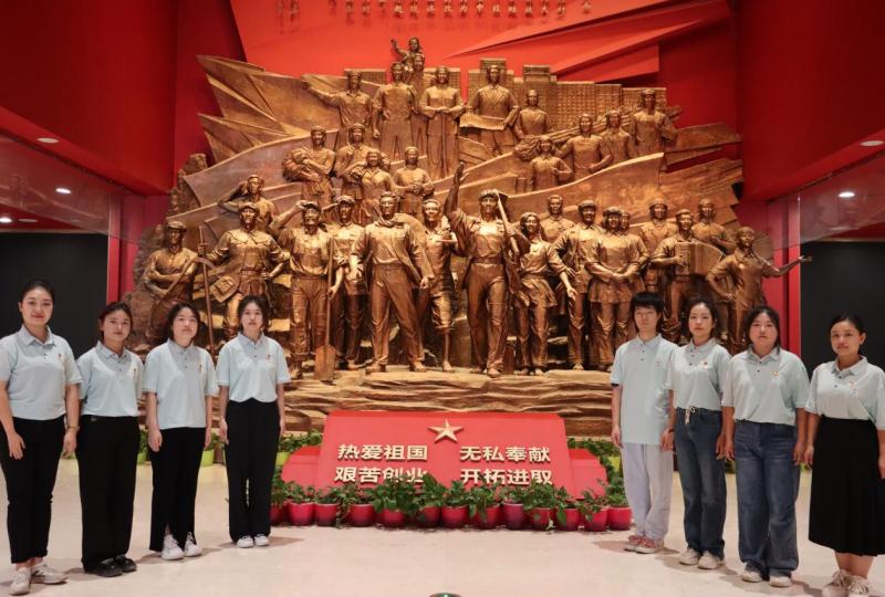 寻根兵团魂，共绘新画卷丨食品化工系开展暑期“三下乡”社会实践活动