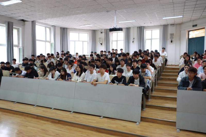 聚能量，再起航｜SUNBET申搏召开2024年秋季学期院、系 两级学生会第一次全体例会